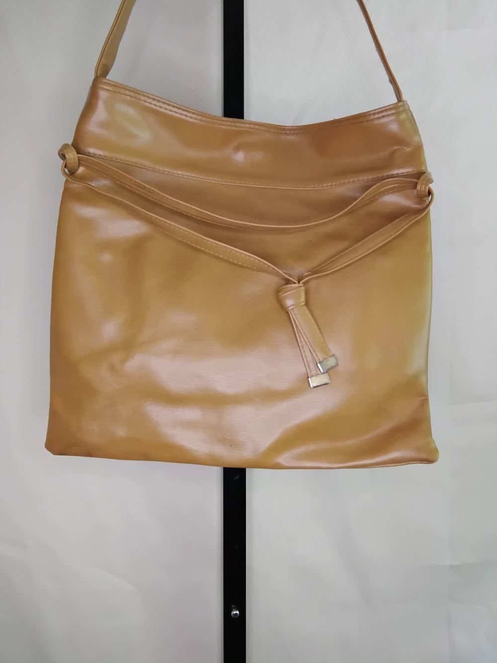 Women's Tan Knot-Detail Shoulder Bag